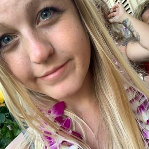 Meet your Posher, Michalea